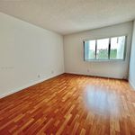 Rent 2 bedroom apartment of 1106 m² in Weston