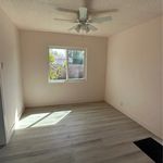 Rent 3 bedroom apartment of 115 m² in Downey