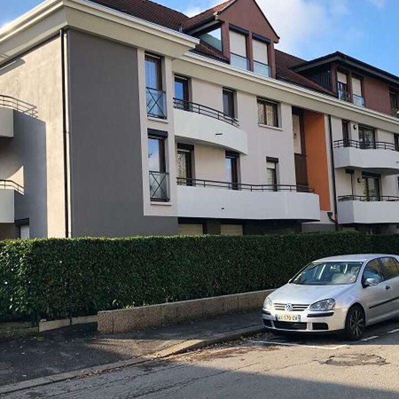 Location appartement 2 pièces 35 m² Annecy (74000)
