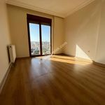 Rent 4 bedroom apartment of 140 m² in Altayçeşme