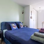 Rent 2 bedroom apartment of 33 m² in Courbevoie