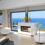 Rent 5 bedroom house of 360 m² in Andratx