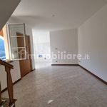 Rent 4 bedroom house of 75 m² in Cogorno