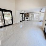 Rent 9 bedroom house of 450 m² in İzmir