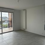 Appartement de 69 m² avec 3 chambre(s) en location à LANNILIST