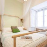 Rent 1 bedroom apartment of 60 m² in Santa Cruz