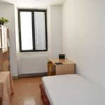 Pronajměte si 2 ložnic/e byt o rozloze 75 m² v Jaroměř