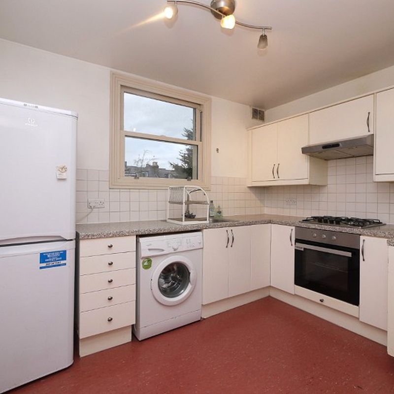 Property for rent in Thistlewaite Road, London, E5 - Victor Michael Lower Clapton