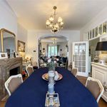 Rent 4 bedroom house of 220 m² in Woluwe-Saint-Lambert