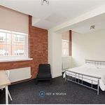 Rent 5 bedroom apartment in Sheffield