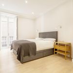 Rent 2 bedroom apartment of 160 m² in València