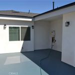 Rent 2 bedroom apartment of 92 m² in North Hollywood