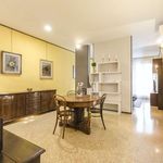Affitto 1 camera appartamento di 70 m² in Bologna