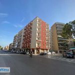 Rent 5 bedroom apartment of 136 m² in Bari