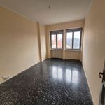 Affitto 4 camera appartamento di 80 m² in Asti