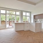 Rent 9 bedroom house of 285 m² in 's-Gravenhage