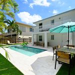 Rent 4 bedroom apartment of 1244 m² in Delray Beach