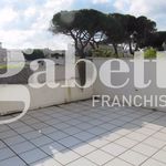 Rent 6 bedroom house of 240 m² in Brindisi