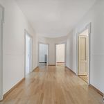 Miete 4 Schlafzimmer wohnung von 133 m² in Bellinzona