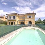 Rent 7 bedroom house of 380 m² in Tannay
