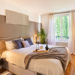 Rent 3 bedroom apartment of 117 m² in Paris