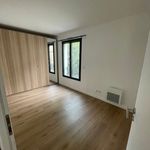 Rent 3 bedroom apartment of 61 m² in COURBEVOIE