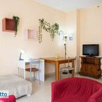 Rent 4 bedroom apartment of 90 m² in Milano
