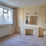 Rent 5 bedroom house in Cheadle