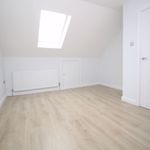 Rent 4 bedroom apartment in Slough