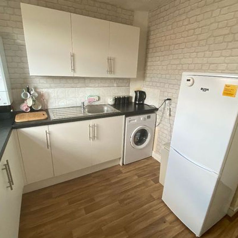 Flat to rent in Smawthorne Lane, Castleford WF10 Castleford Ings