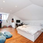 Rent 2 bedroom house of 99 m² in London
