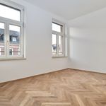 Miete 5 Schlafzimmer wohnung von 123 m² in Chemnitz
