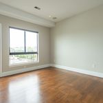 Rent 2 bedroom apartment of 95 m² in Boston
