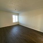 Rent 2 bedroom apartment of 1073 m² in Redondo Beach
