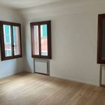 Rent 4 bedroom apartment of 150 m² in Treviso