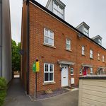 Rent 4 bedroom house in Gloucester