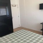 Rent a room of 85 m² in lisbon