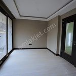 İstanbul konumunda 5 yatak odalı 210 m² ev