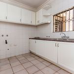 Rent 7 bedroom apartment in Johannesburg