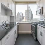 Rent 2 bedroom apartment of 114 m² in New York