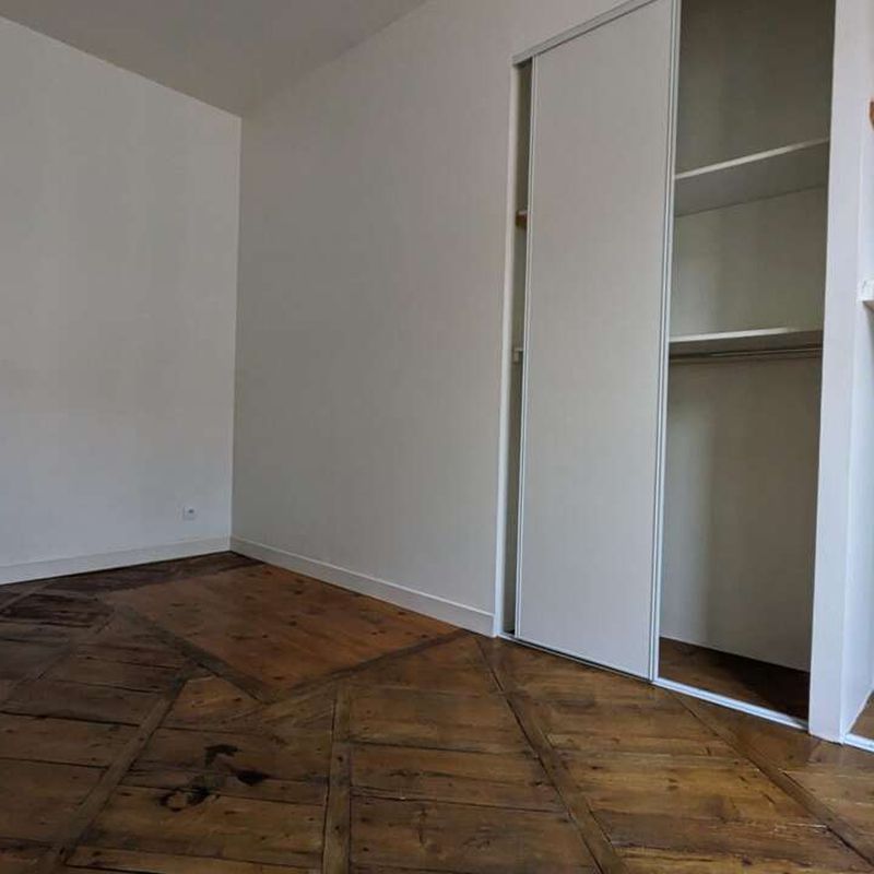 Location appartement 3 pièces 57 m² Voiron (38500)