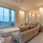 Affitto 3 camera appartamento di 210 m² in Milano