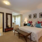 Alquilo 4 dormitorio casa de 320 m² en Los Monteros