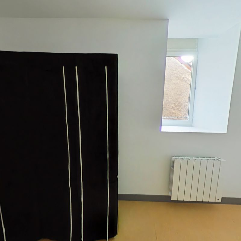 APPARTEMENT MEUBLE F2 A LOUER Nevers
