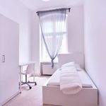 Rent a room of 101 m² in Berlin
