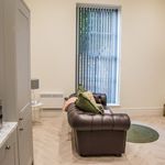 Rent 1 bedroom flat of 600 m² in Leeds