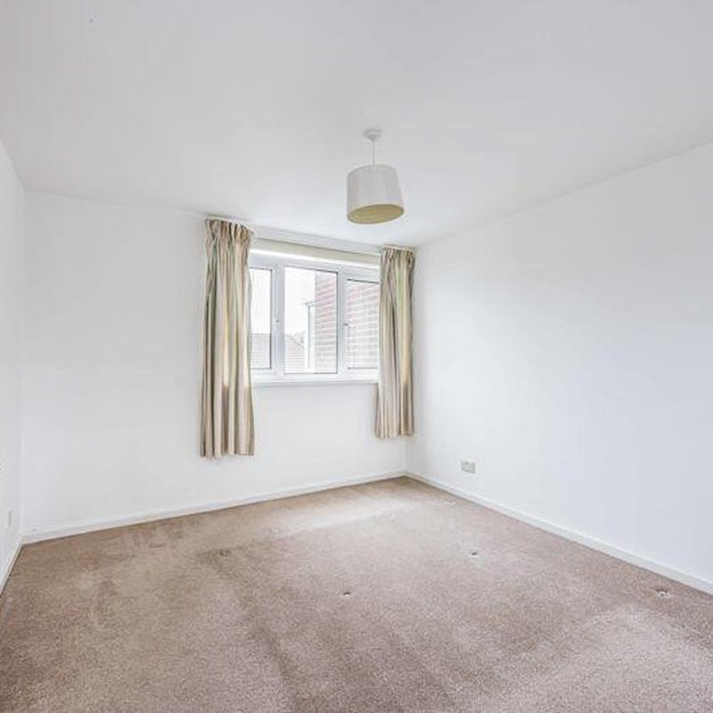apartment for rent at Hind Grove, London, E14, United kingdom Bow Common