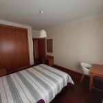 Rent 3 bedroom house of 600 m² in Bairro