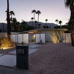 Rent 3 bedroom apartment of 118 m² in Palm Springs