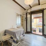 Rent 2 bedroom apartment of 35 m² in Barcelona